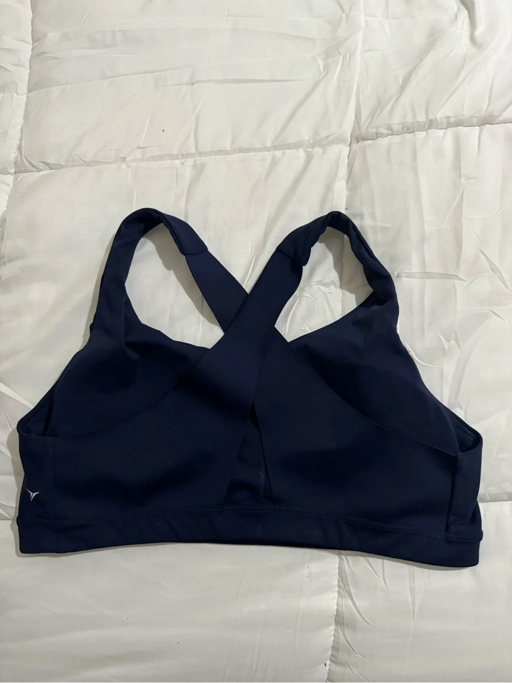 Old Navy-Women's Navy Cross-Back Sports Bra.